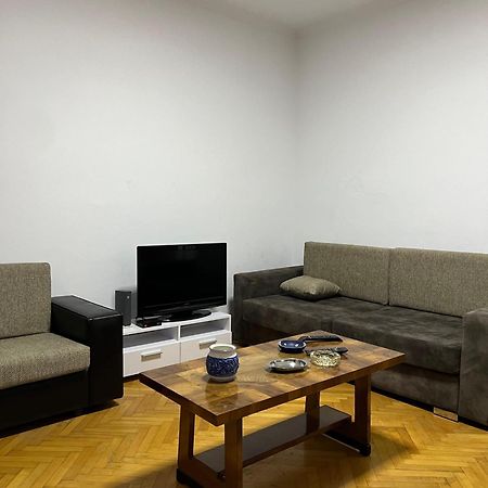 Bazaar City Center 3 Apartment Tirana Exterior photo