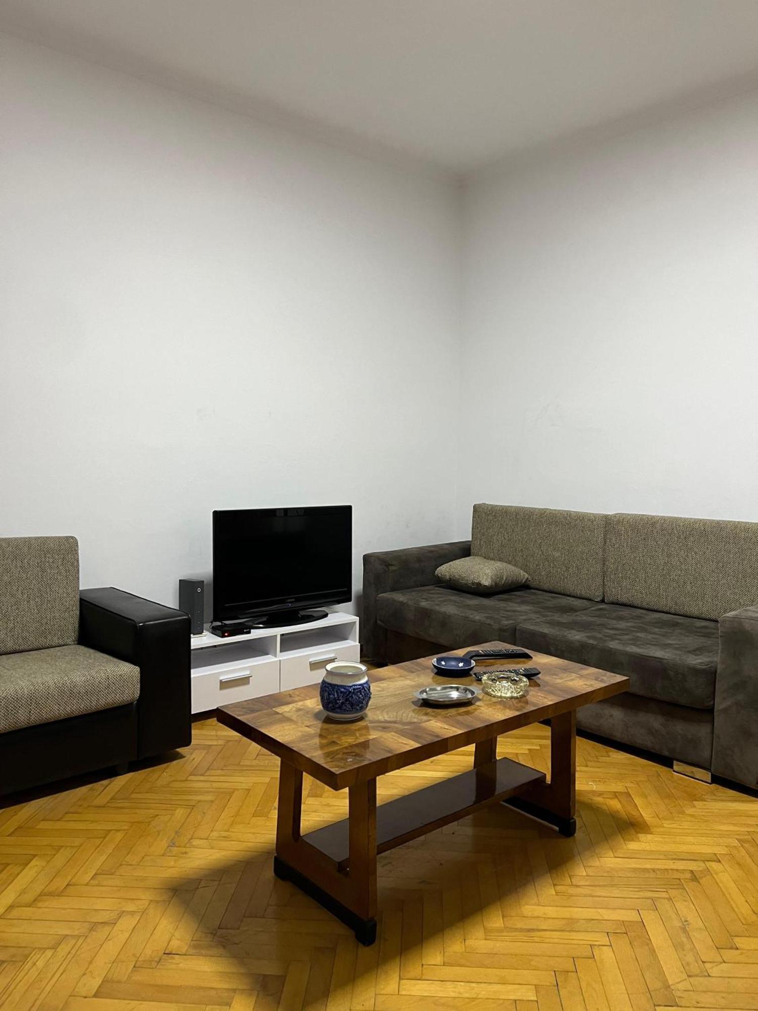 Bazaar City Center 3 Apartment Tirana Exterior photo